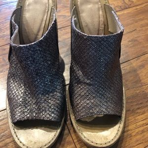 Women’s 8M Free People Grey Mule Sandals